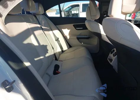 2024 Mercedes-Benz C 300 from USA, damaged, VIN W1KAF4GBXRR197968